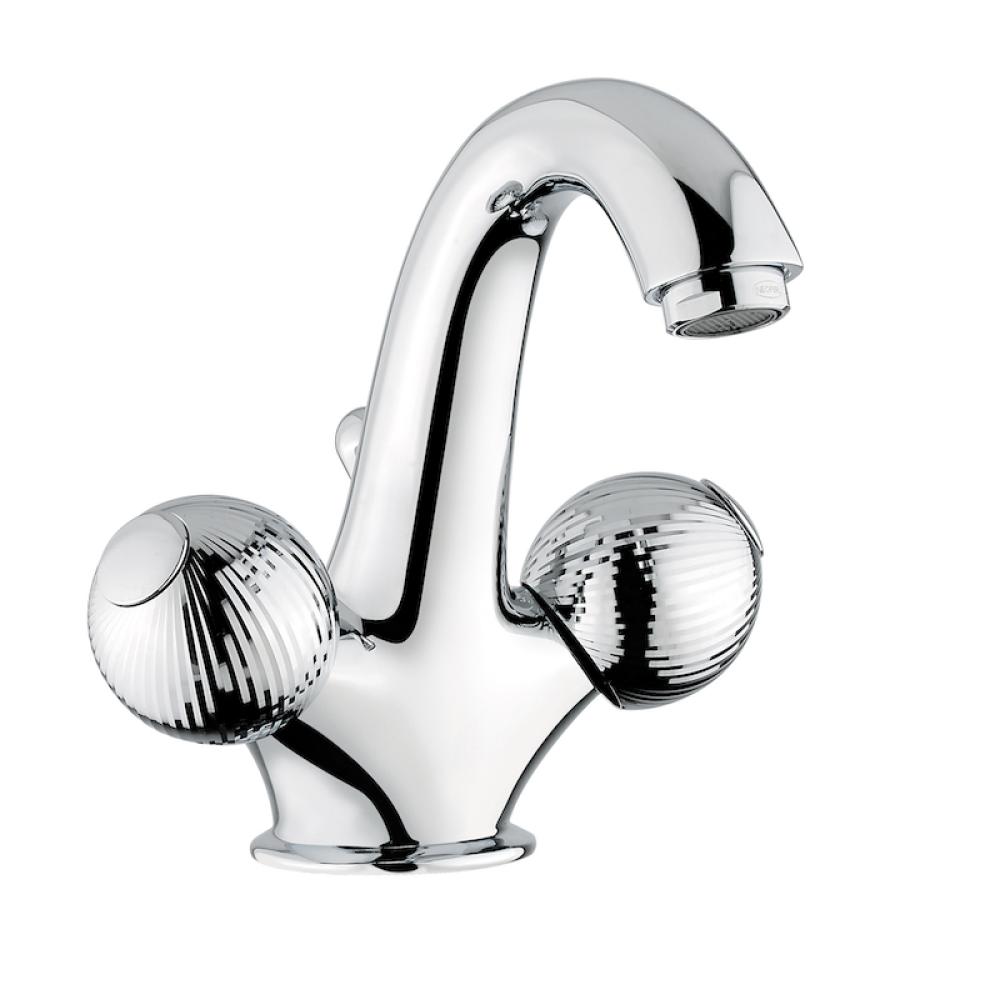 chrom bateria elegantna moderna umyvadlo kupelna hotel penzion.jpg